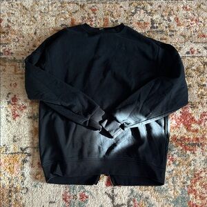 Women’s F21 Black Crew Neck Sweatshirt with Back Zip